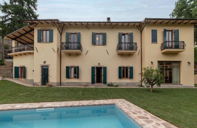 Villa Gina Umbria Luxury Retreat