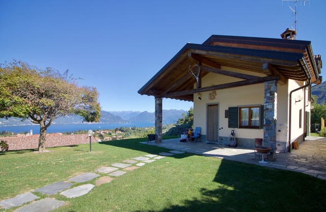 Villa Giorgia Private Pool, Castelveccana, Italy
