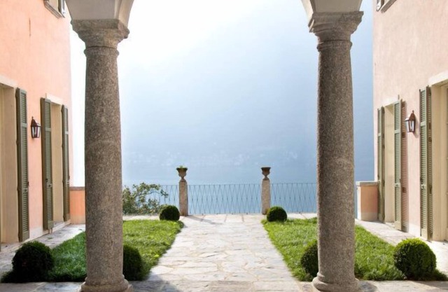 Villa Giudici Luxury app on the Lake
