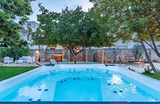 Villa Giulia w/hot tub - Artemisia Homes