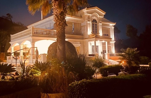 Villa Erato Elegant family villa in the suburbs of Athens. A home away from home