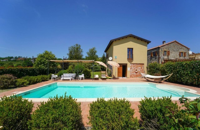 Villa Graziella - Six Bedroom Villa, Sleeps 12
