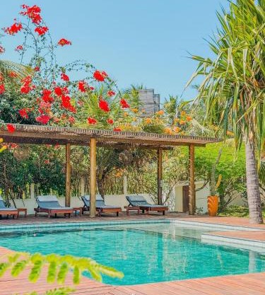 Villa Guaiuba linda casa com piscina e vista por mar !