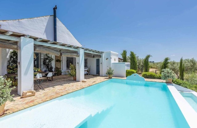 Villa "Hacienda San Antonio" with Private Pool, Private Garden & Wi-Fi