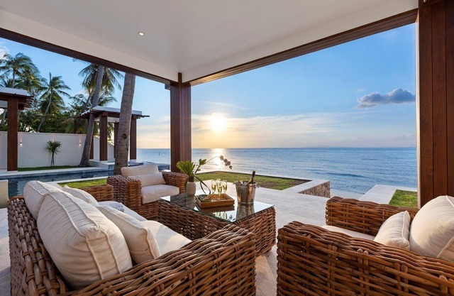 Villa Hanna Luxury Beachfront