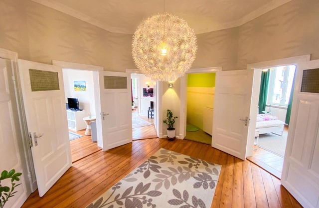 VILLA HanseART Lübeck - Privatzimmer in zentraler Lage