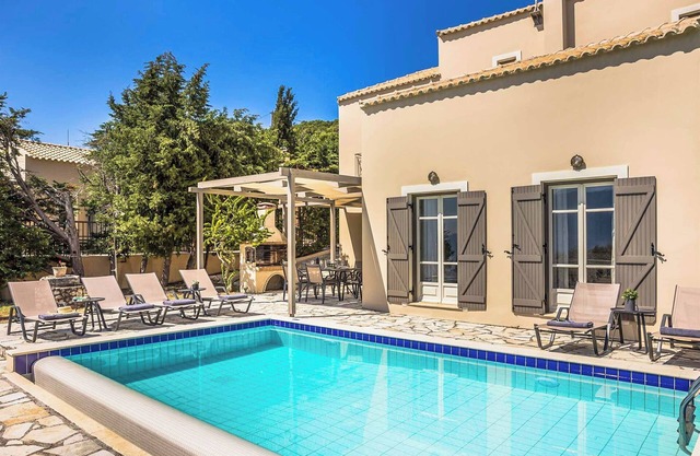 Villa Helios Evreti - Three Bedroom Villa, Sleeps 6