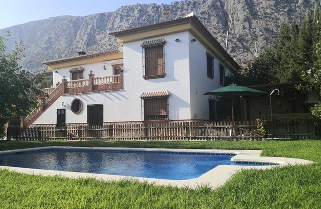 Villa Hierbabuena
