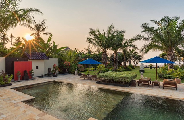 Villa Hikume - Relax In A Private Beachfront Villa