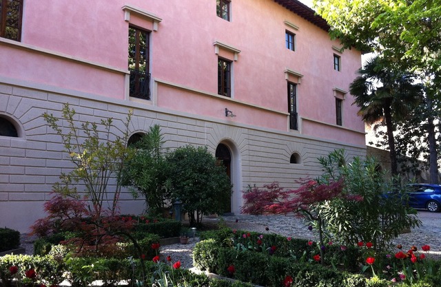 Villa Humbourg a magnificent Tuscan villa from the 18th century will enchant you