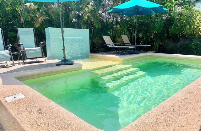 Villa Iguana ,40% summer discount, pool, includes golf cart, near the beach