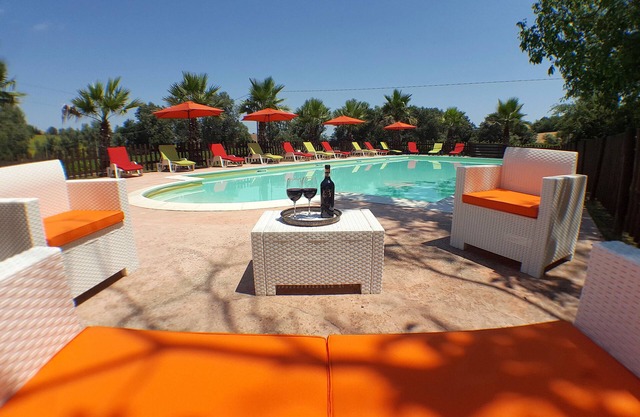 Villa Il Noceto, Private Big Pool, for 17 People, 5 Rooms, Near Sea, Wi-Fi free,