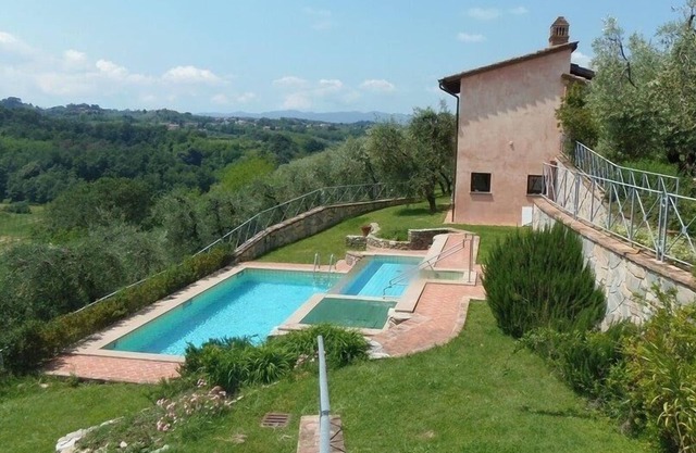 Villa il Pino In Lari, Tuscany