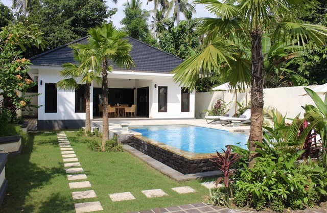 Villa in a wooded area by Lovina