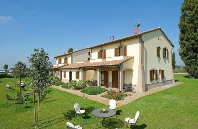 Villa in Cannara with Pool near Assisi