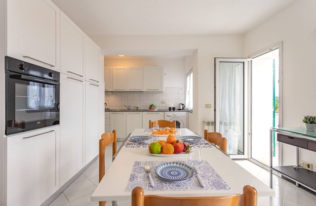 Villa in Celle Ligure with 1 bedrooms sleeps 5