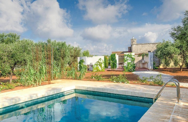Villa in Fasano with 3 bedrooms sleeps 6