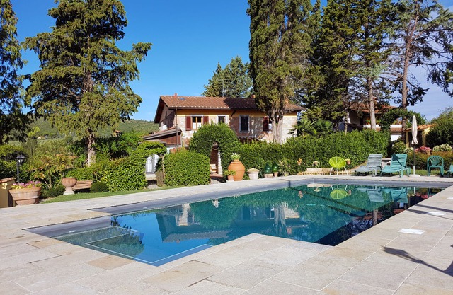 VILLA in FLORENTINE HILLS. 300+ EXCELLENT REVIEWS. 100% travelers recommend.
