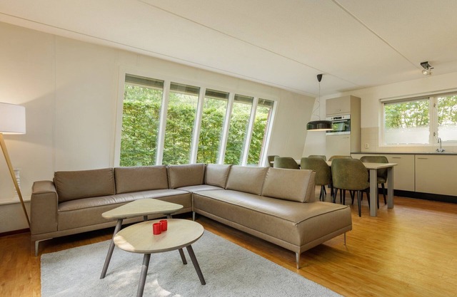 Villa in Forest, w/Dishwasher