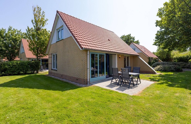 Villa in Friesland with Garden by Water