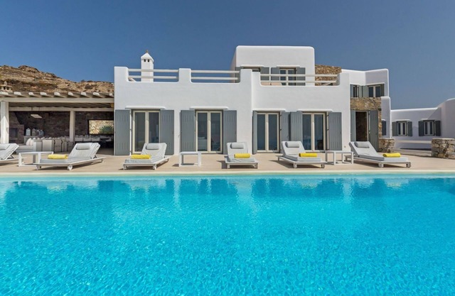 Villa in Kalafati with 8 bedrooms sleeps 16