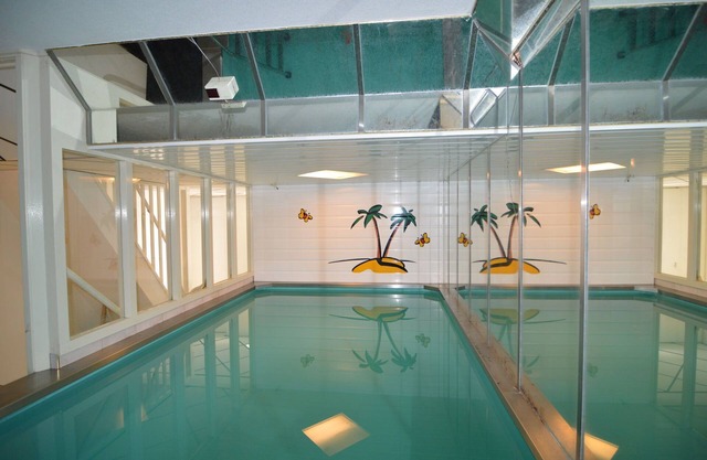 Villa in Lunteren with Heated Pool