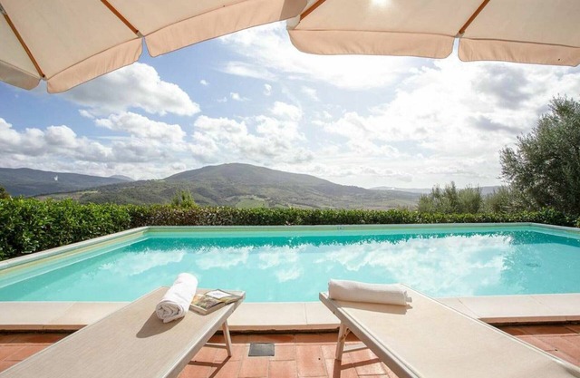Villa in Lustignano with 2 bedrooms sleeps 4