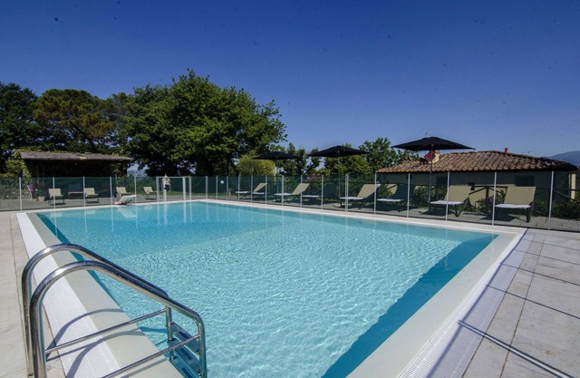 Villa in Montevarchi with 5 bedrooms sleeps 12