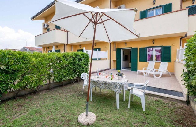 Villa in Paestum near the Beach
