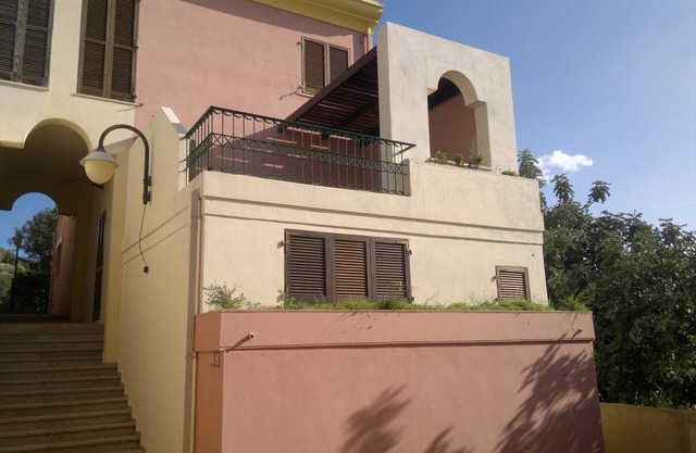 VILLA IN RESIDENCE WITH POOL