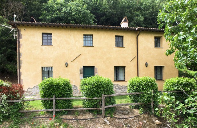 Villa in Rome with Pool & Stunning Views
