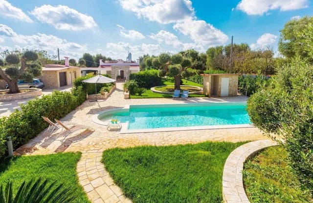 Villa in Salento private pool beaches within 7 'of car - high fence