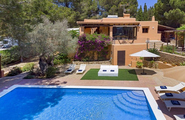 Villa in San Rafael Ibiza Sleeps 12