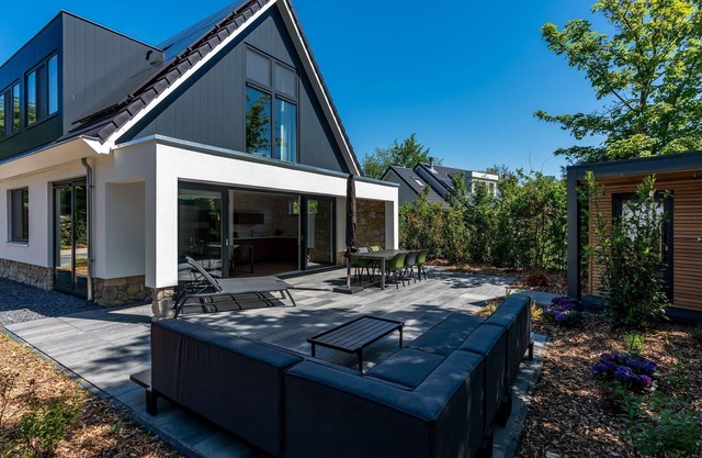 Villa in Texel near Beach and Nature Reserve