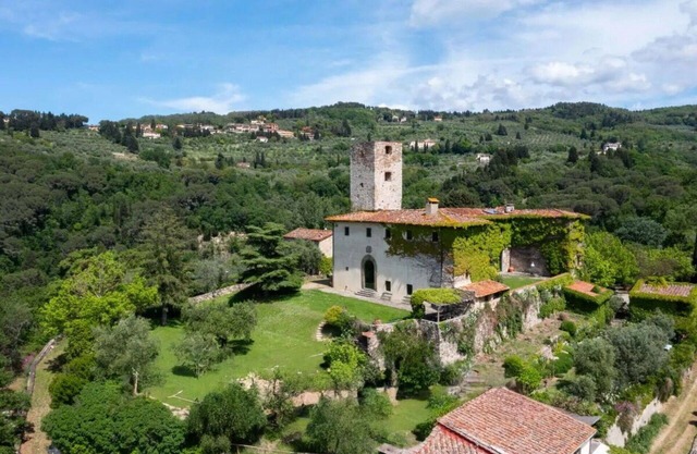 Villa in Villamagna with 6 bedrooms sleeps 12