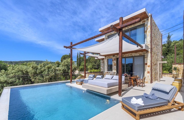 Villa "Ino" with Sea View, Private Pool & Wi-Fi
