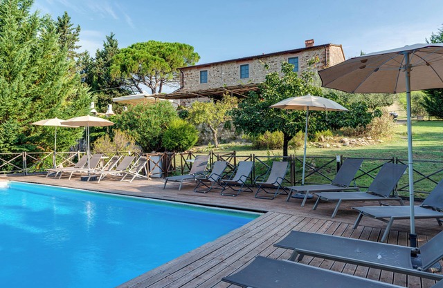 [VILLA ACQUAPIETRA FLORENCE⭐] Pool | Vineyards | Olive trees
