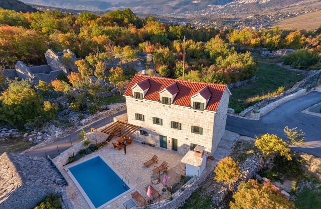 VILLA IVANA, Zmijavci - makarska