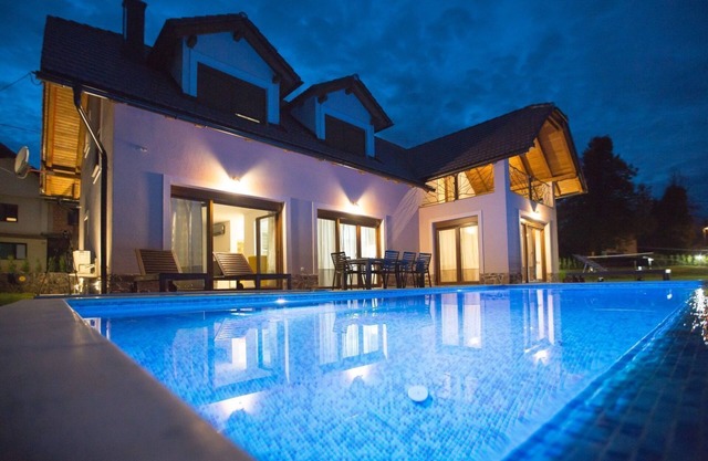 Villa Jezerska Vila (V6161-K1) - Ogulin