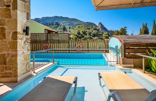 Villa Kadith: Renovated, pool, near beach, A/C, WiFi, Parking