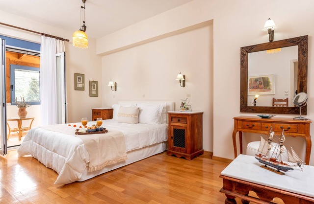 Villa Kallergi - Nefeli (450 m2) House for 6, west-central Crete