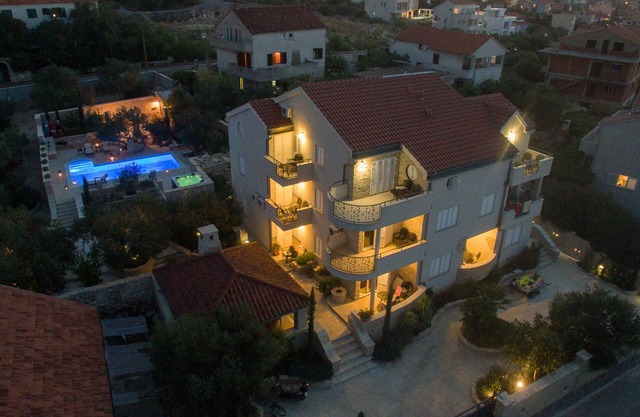 Villa Kos - A-5, Apartment for 2-4, with Swimming pool (2+2)