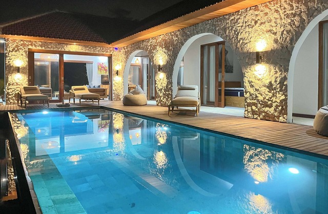 Villa Léna - 3-Bedroom Villa Amidst Ubud's Rice Fields, 180° View
