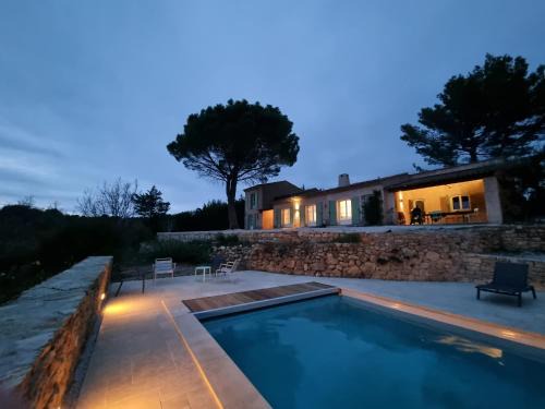 Villa "L'élégante" avec vue imprenable