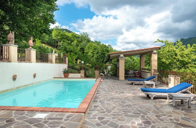 Villa "L'Incompiuta" with Mountain View, Shared Pool & Wi-Fi