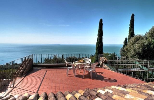 Villa La Limonaia, Garda