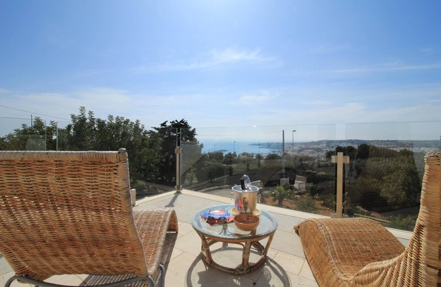 Villa La Perla Bianca by LoveSud