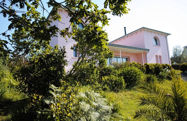 Villa la Vigie: a century of vacations. Proximity, calm and sea view.
