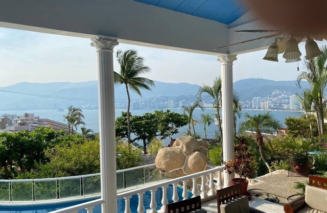 Villa Ladomar - Las Brisas Guitaron Area - Incredible View. Fully Staffed