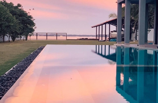 Villa Lagoonscape